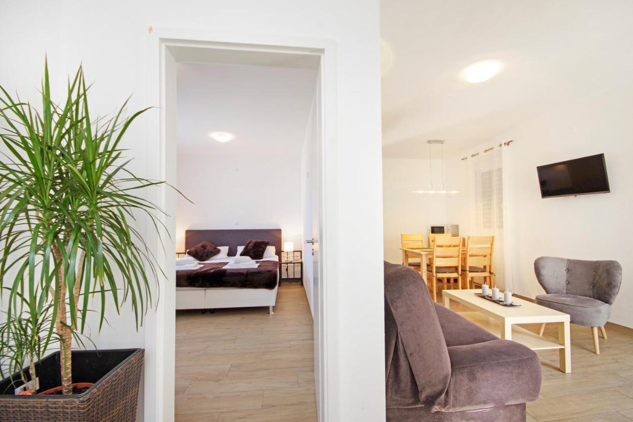 Apartment Laura Privlaka  Zewnętrze zdjęcie