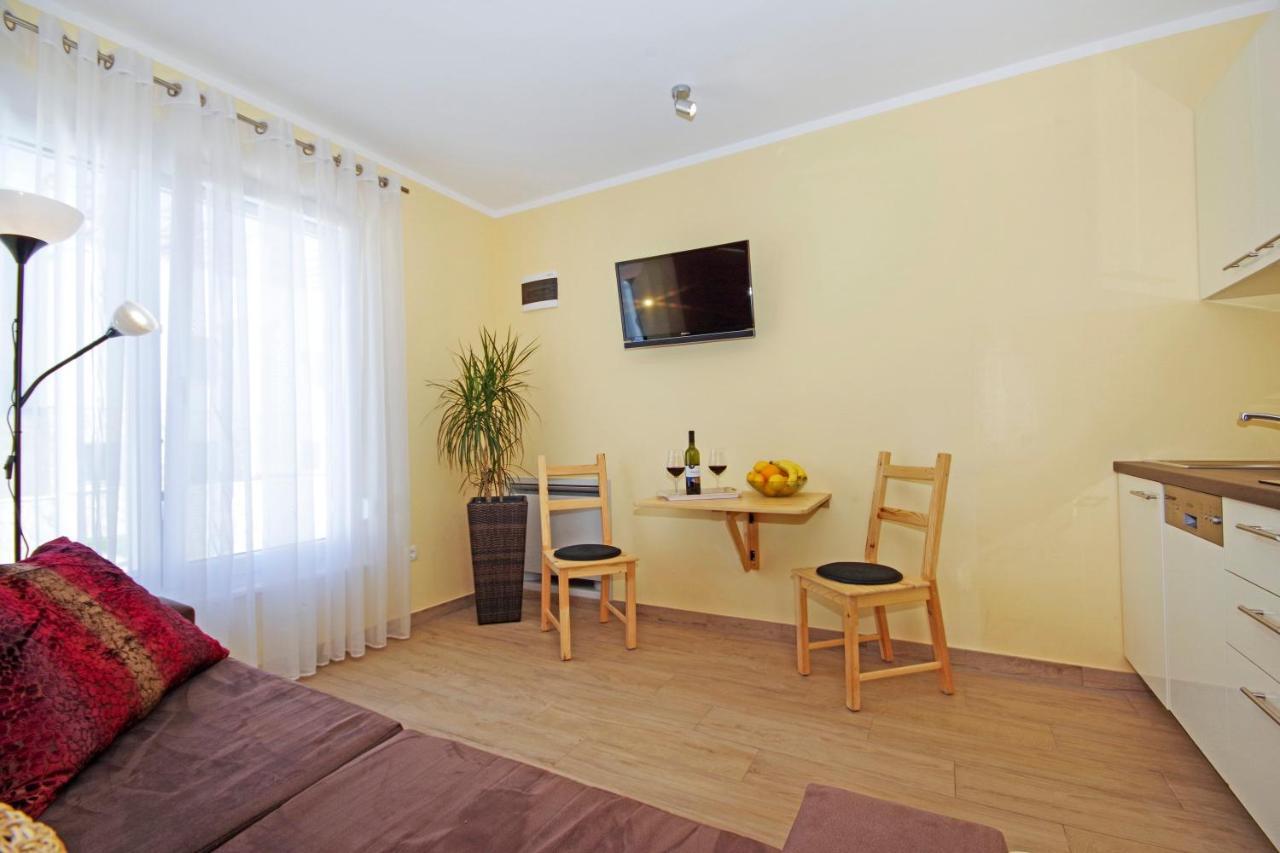 Apartment Laura Privlaka  Zewnętrze zdjęcie